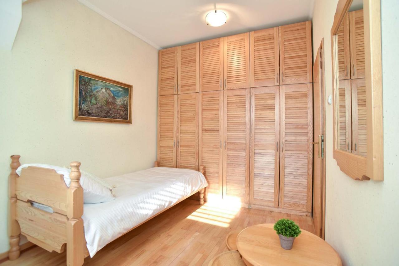Comfort Inn Old Town Budva Exteriör bild